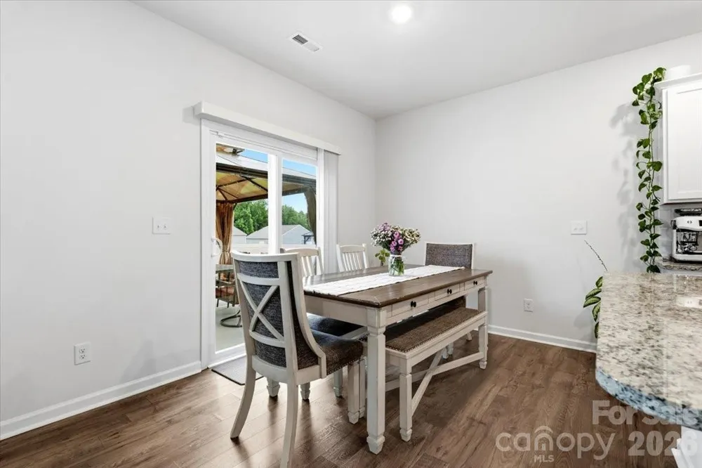8022 Rowling Drive Charlotte, NC 28215