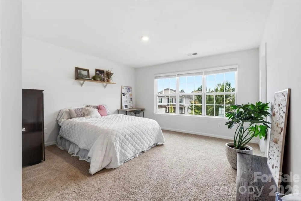 8022 Rowling Drive Charlotte, NC 28215