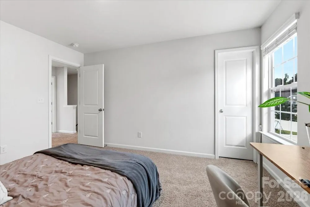 8022 Rowling Drive Charlotte, NC 28215