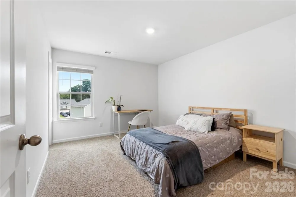 8022 Rowling Drive Charlotte, NC 28215