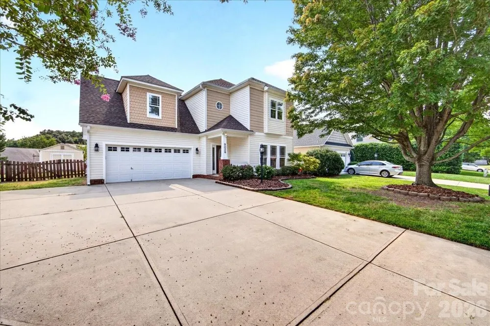 9026 Crusaders Court Matthews, NC 28105