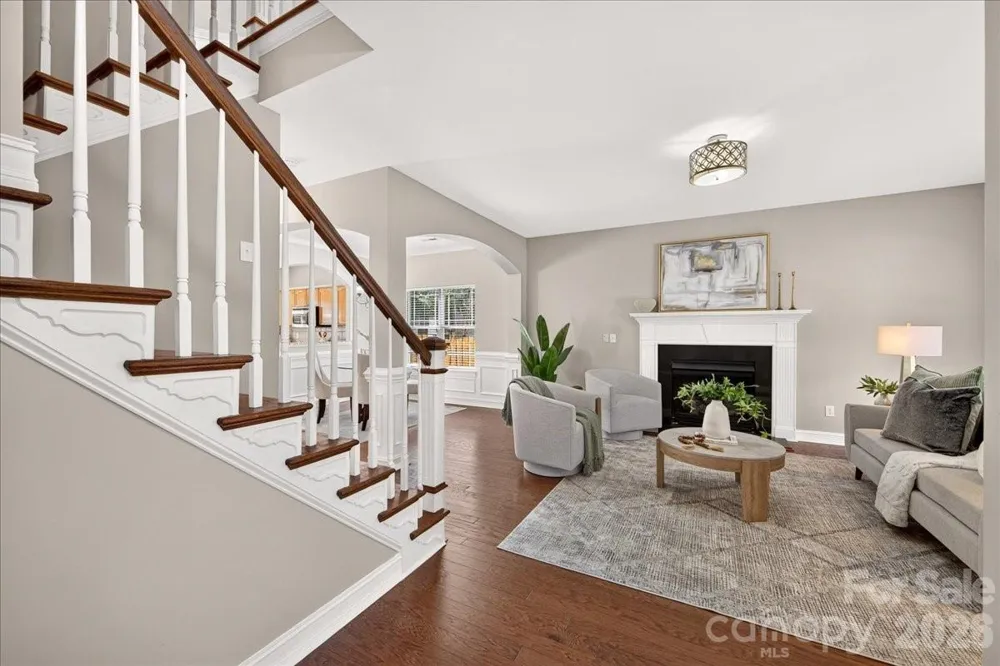 9026 Crusaders Court Matthews, NC 28105