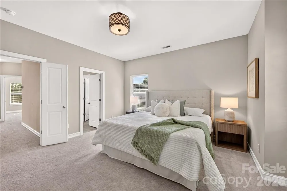 9026 Crusaders Court Matthews, NC 28105