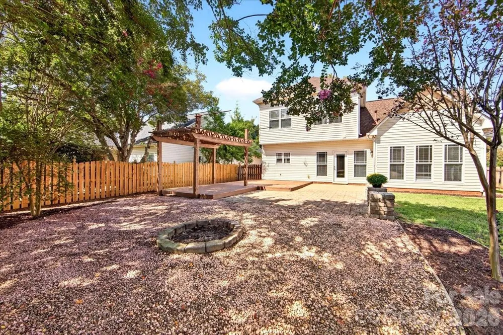 9026 Crusaders Court Matthews, NC 28105