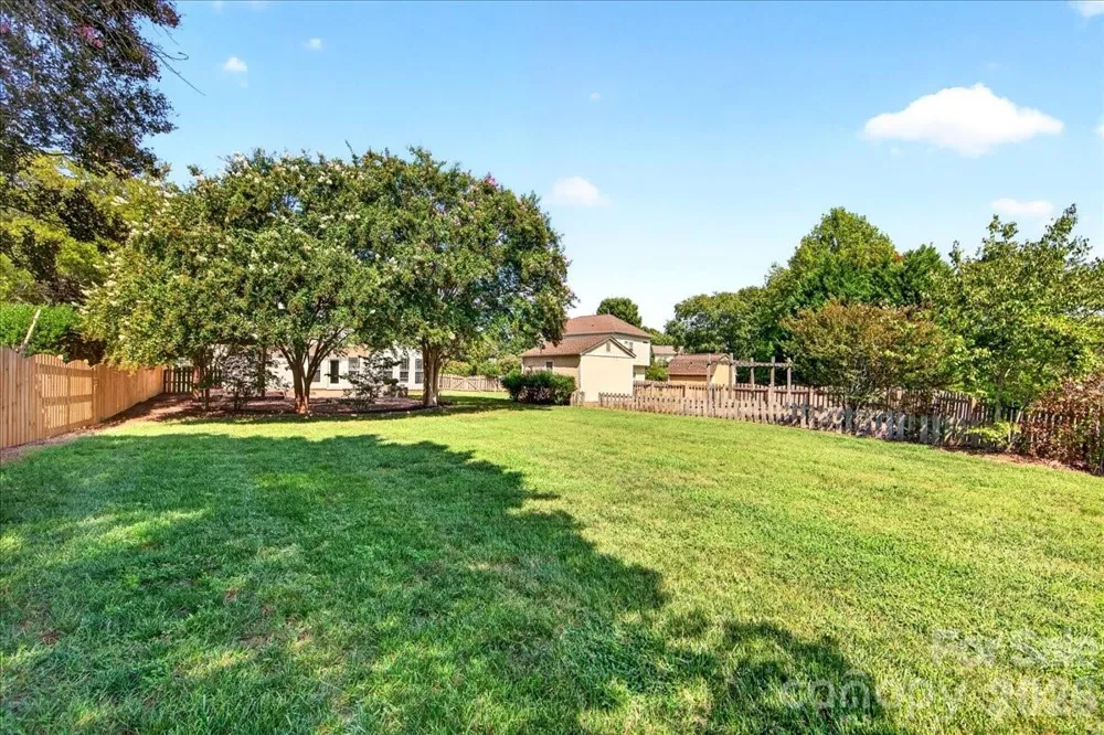 9026 Crusaders Court Matthews, NC 28105