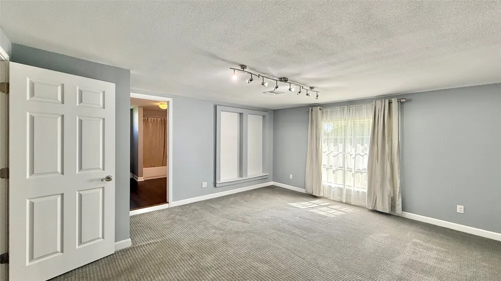 350 County Road 201 Road Liberty Hill, TX 78642