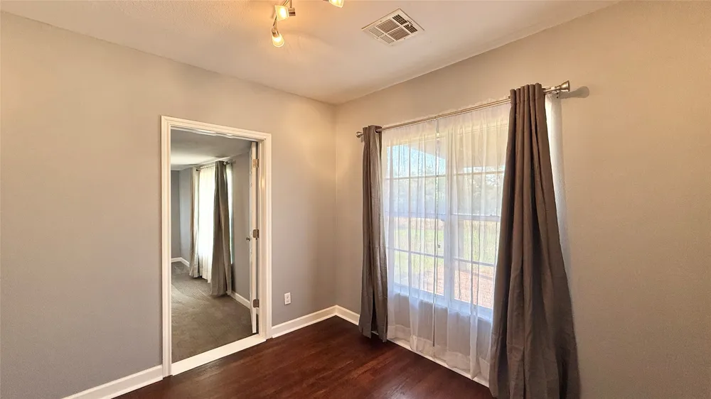 350 County Road 201 Road Liberty Hill, TX 78642