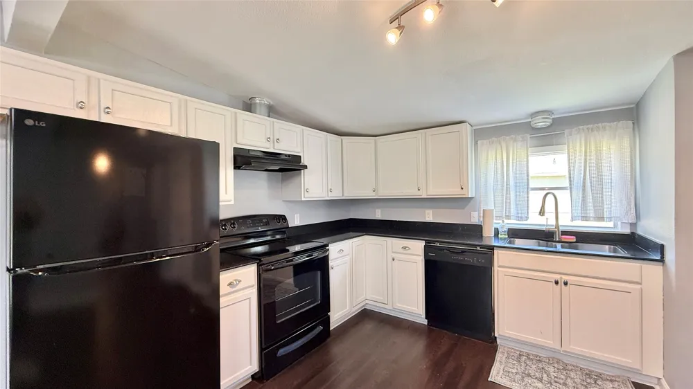 350 County Road 201 Road Liberty Hill, TX 78642