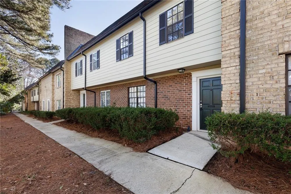 330 Winding River Drive #H Sandy Springs, GA 30350