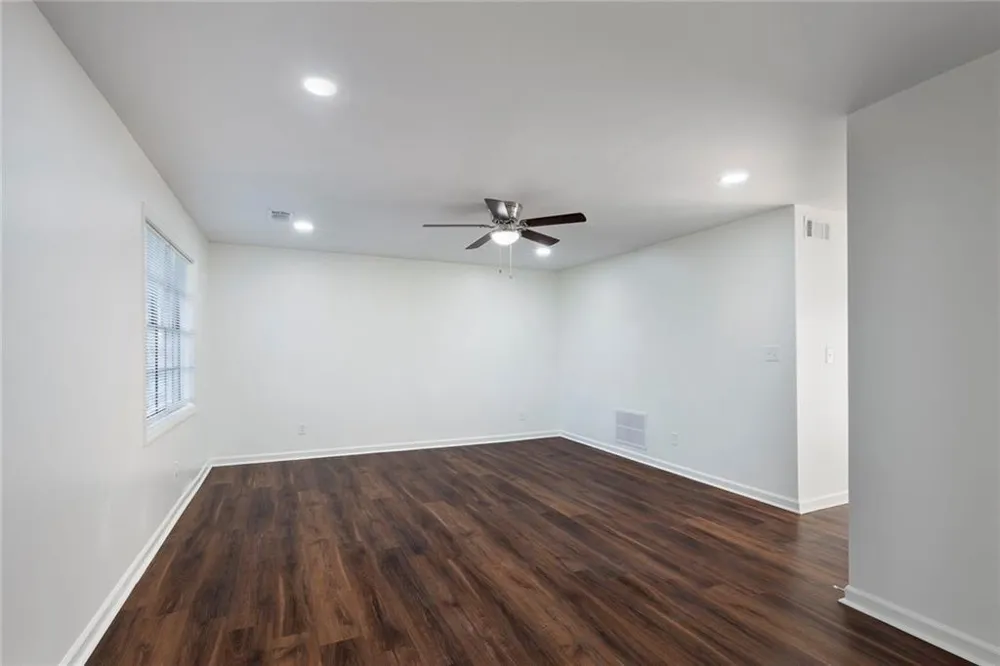 330 Winding River Drive #H Sandy Springs, GA 30350