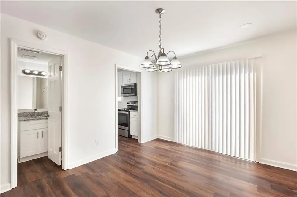 330 Winding River Drive #H Sandy Springs, GA 30350