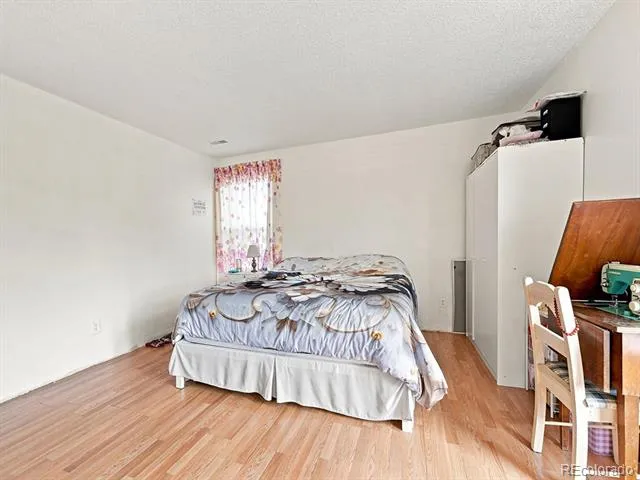 14499 1st. Drive Aurora, CO 80011