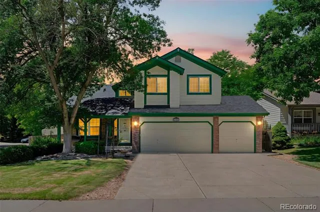 8359 S Flower Way Littleton, CO 80128