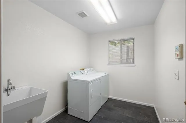8359 S Flower Way Littleton, CO 80128