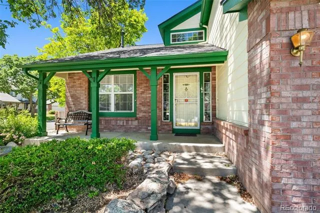 8359 S Flower Way Littleton, CO 80128