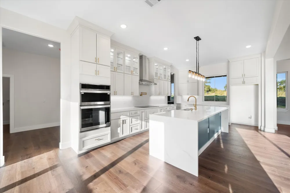 554 Shoreside Drive Corsicana, TX 75109