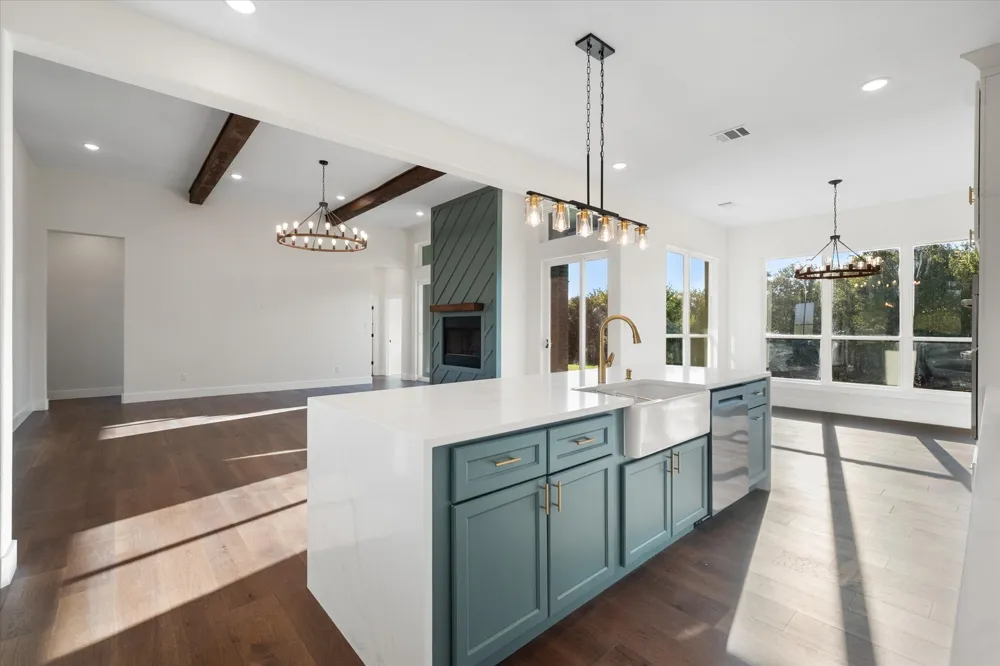 554 Shoreside Drive Corsicana, TX 75109