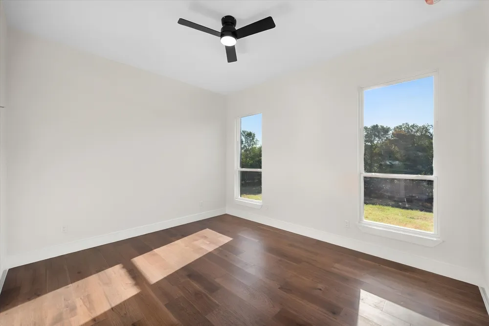 554 Shoreside Drive Corsicana, TX 75109