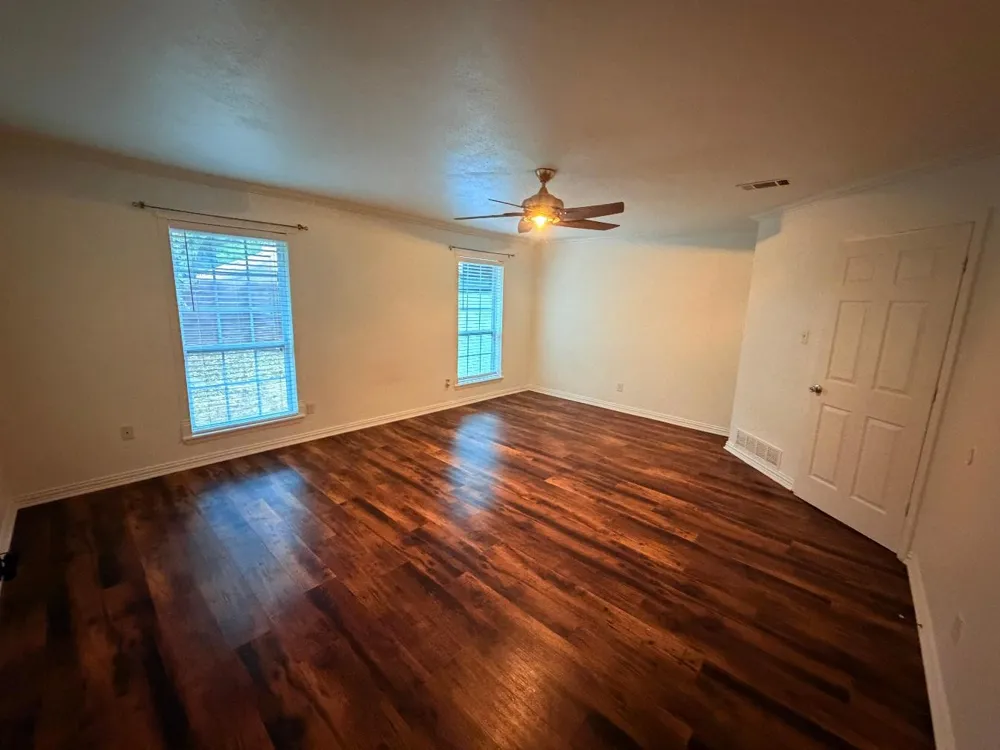 2206 Old Mill Road Carrollton, TX 75007