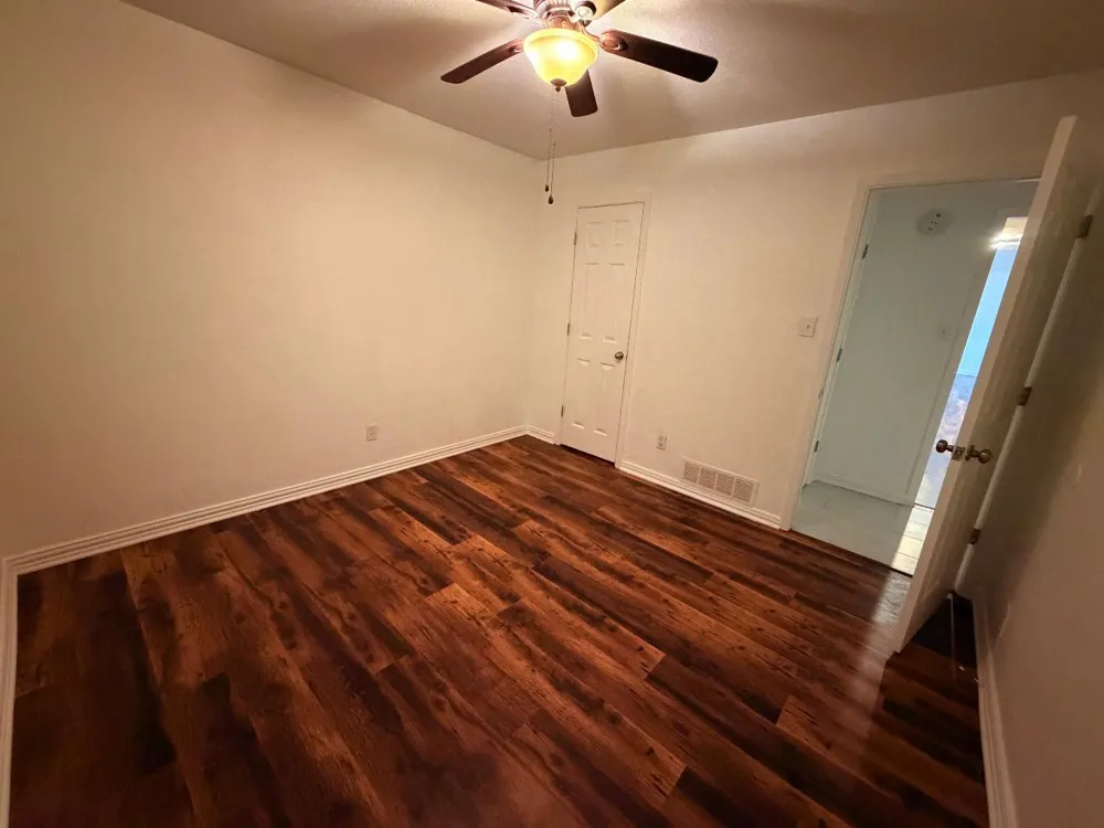 2206 Old Mill Road Carrollton, TX 75007