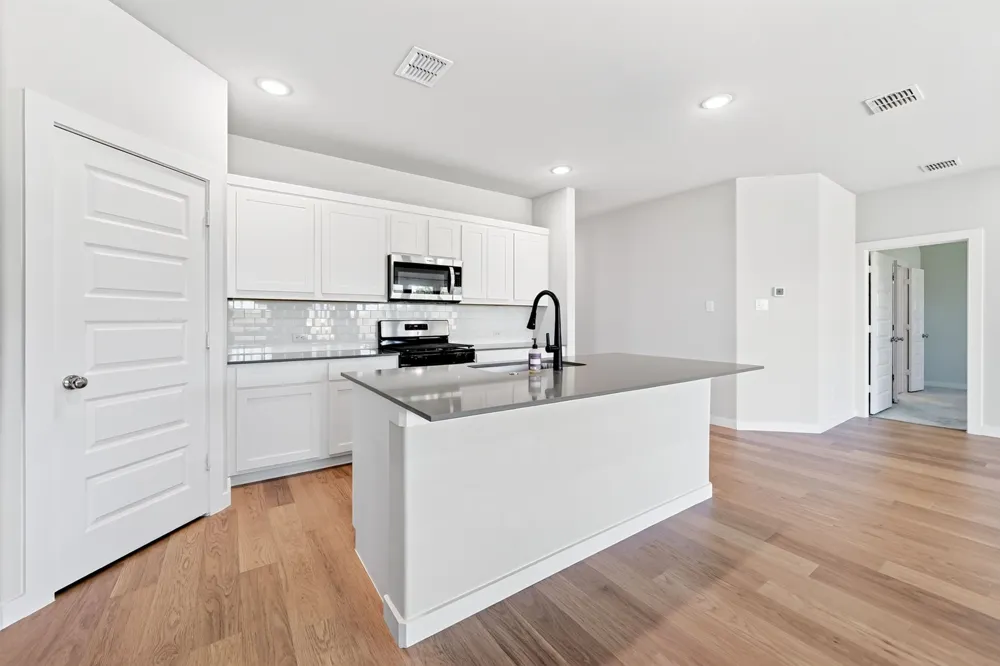 2120 Mossfield Lane Forney, TX 75126