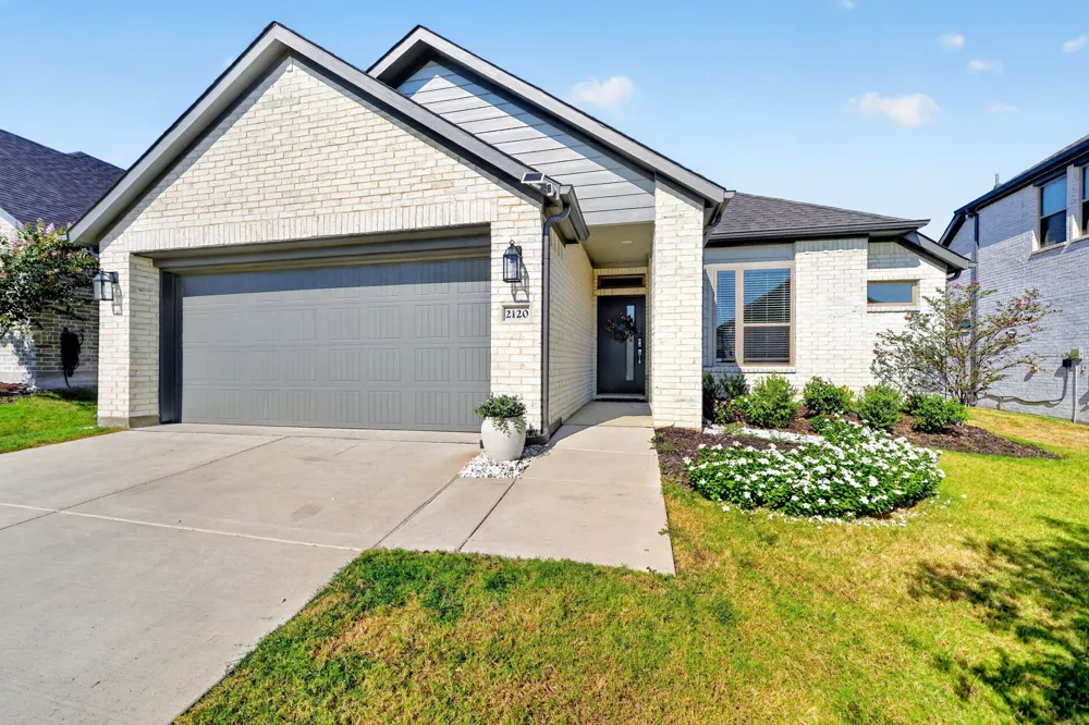 2120 Mossfield Lane Forney, TX 75126