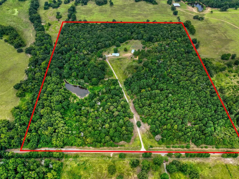 1722 Anderson County Road 432 Road Palestine, TX 75803