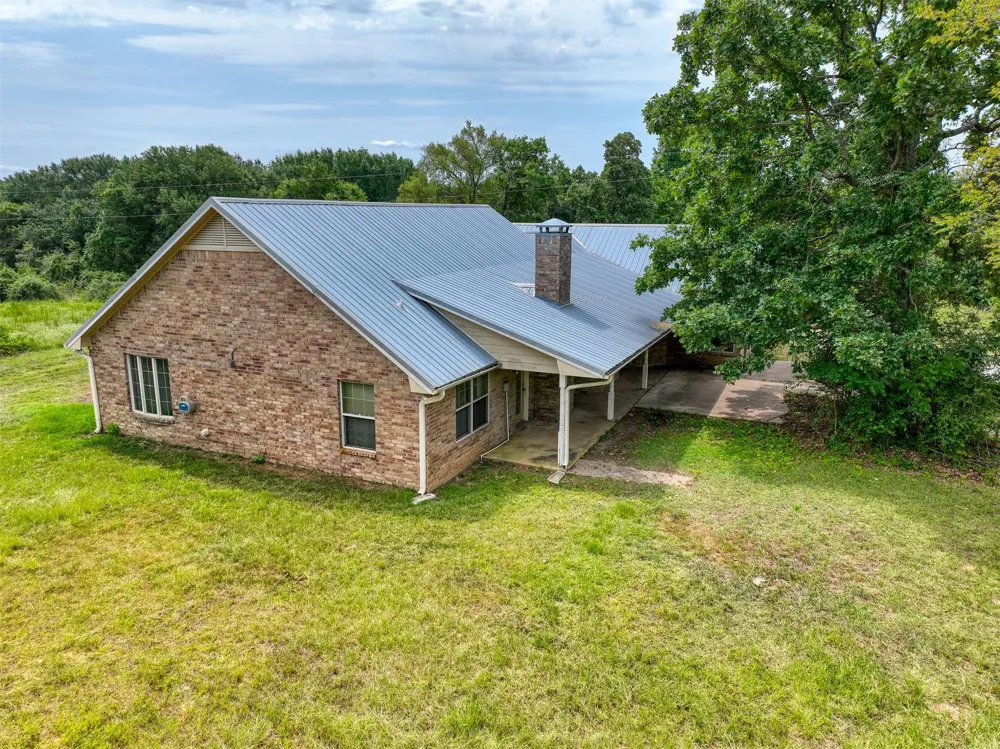 1722 Anderson County Road 432 Road Palestine, TX 75803