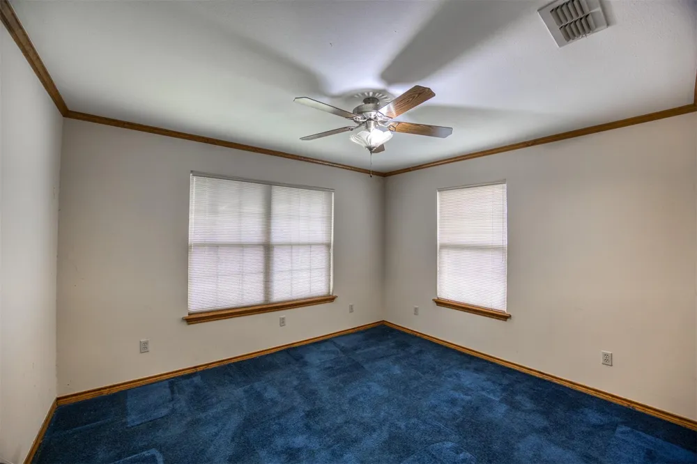 1722 Anderson County Road 432 Road Palestine, TX 75803
