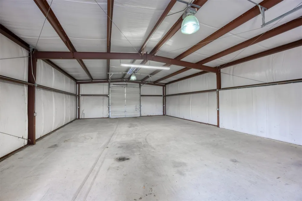 1722 Anderson County Road 432 Road Palestine, TX 75803