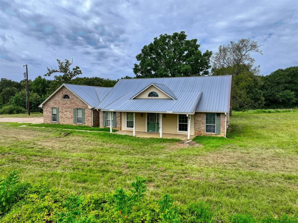 1722 Anderson County Road 432 Road Palestine, TX 75803