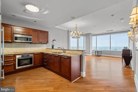 50 S 16TH STREET #4407