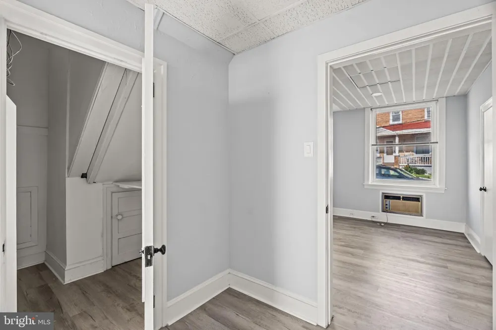 301 CEDAR STREET Jenkintown, PA 19046
