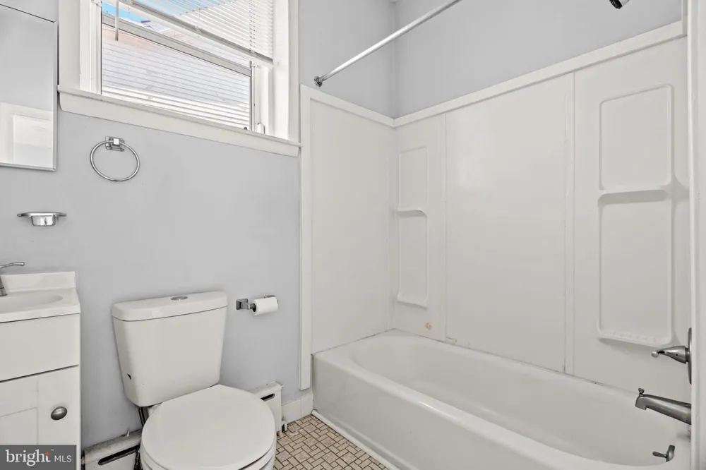 301 CEDAR STREET Jenkintown, PA 19046