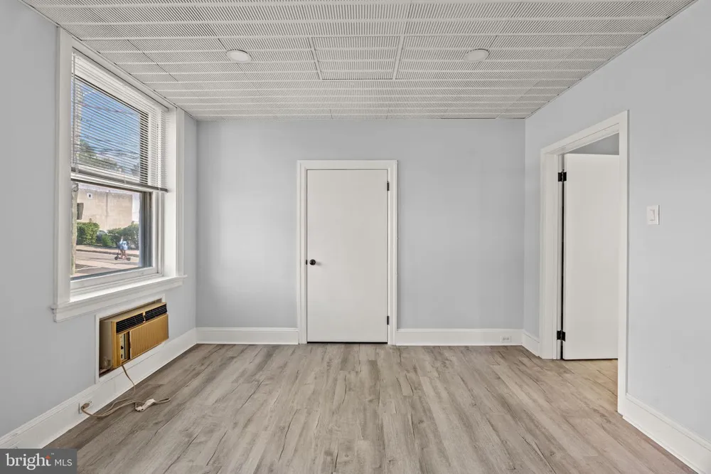 301 CEDAR STREET Jenkintown, PA 19046