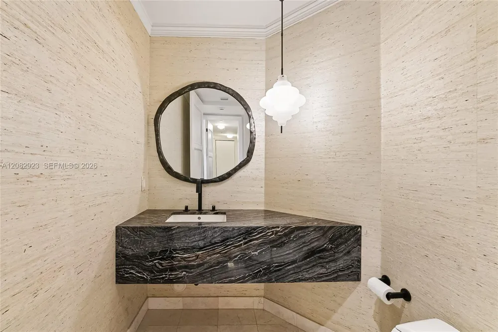16051 Collins Ave #2903 Sunny Isles Beach, FL 33160