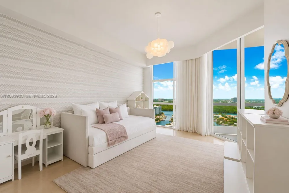 16051 Collins Ave #2903 Sunny Isles Beach, FL 33160