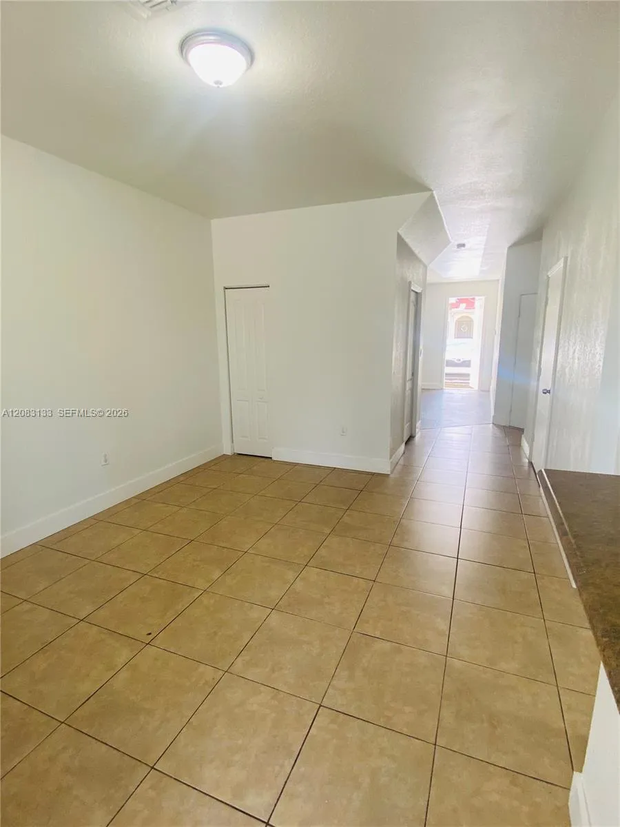 21401 NW 13th Ct #701 Miami Gardens, FL 33169