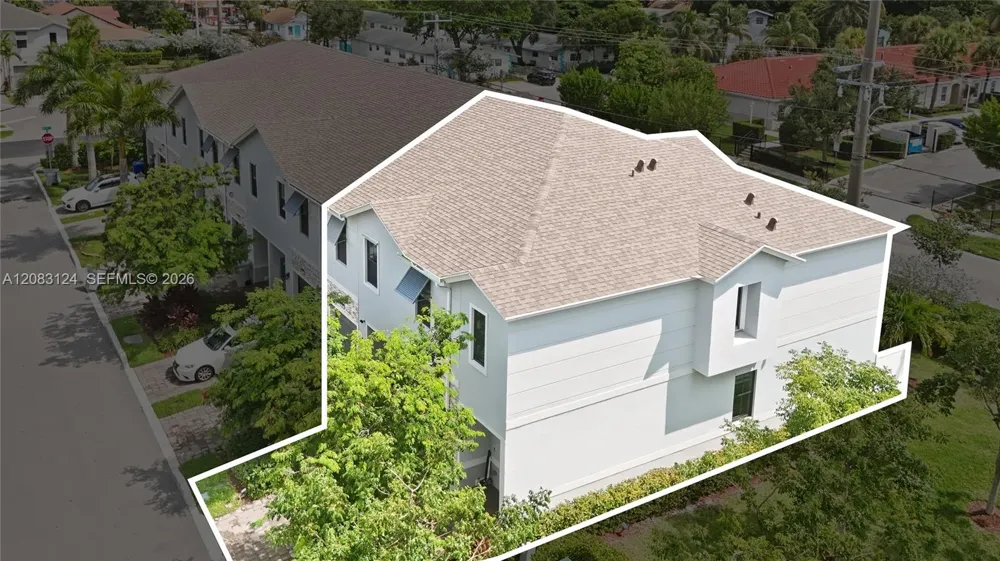 926 NW 3rd Ter #926 Pompano Beach, FL 33060