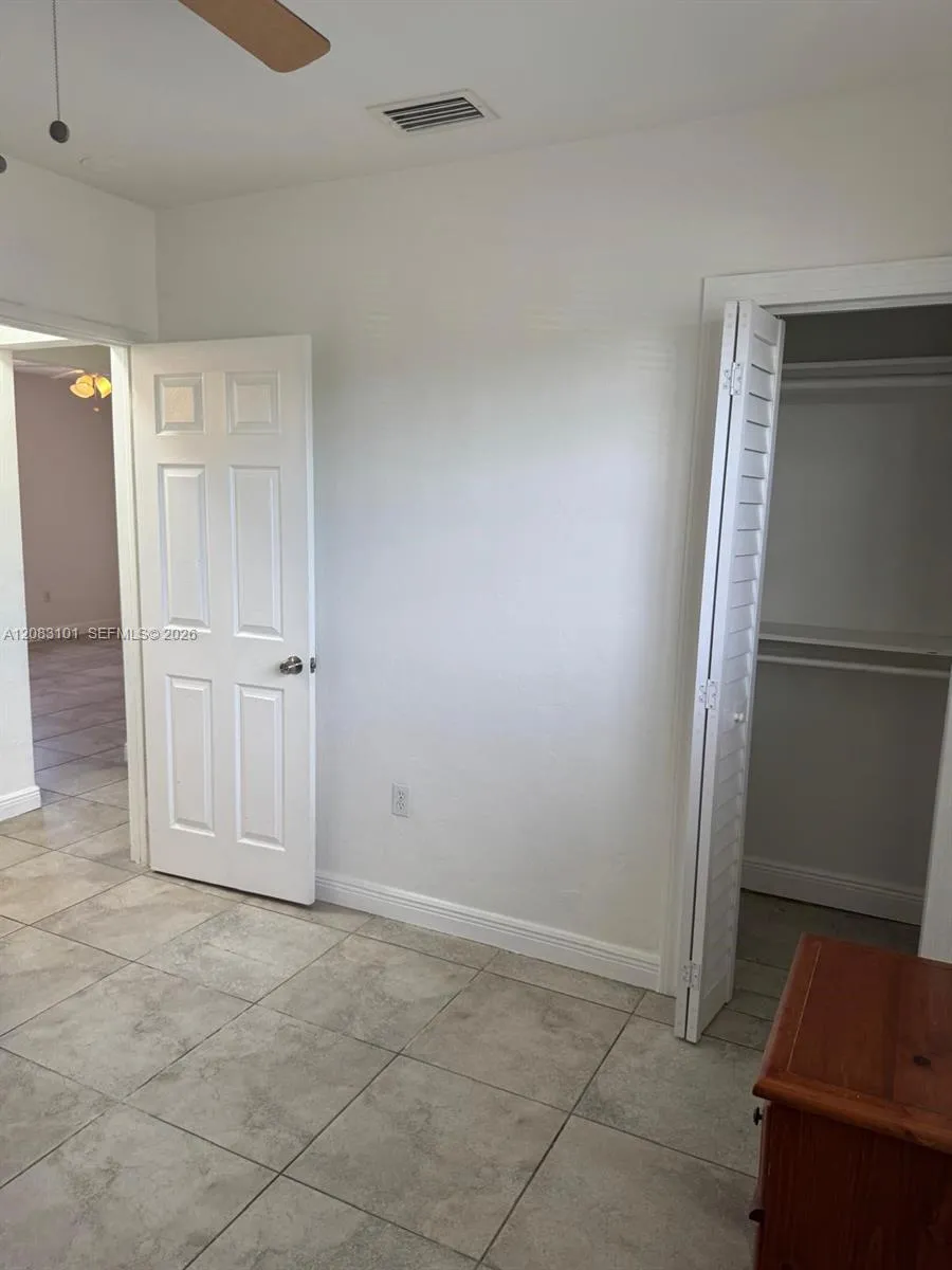 3650 SW 92nd Ave #1 Miami, FL 33165