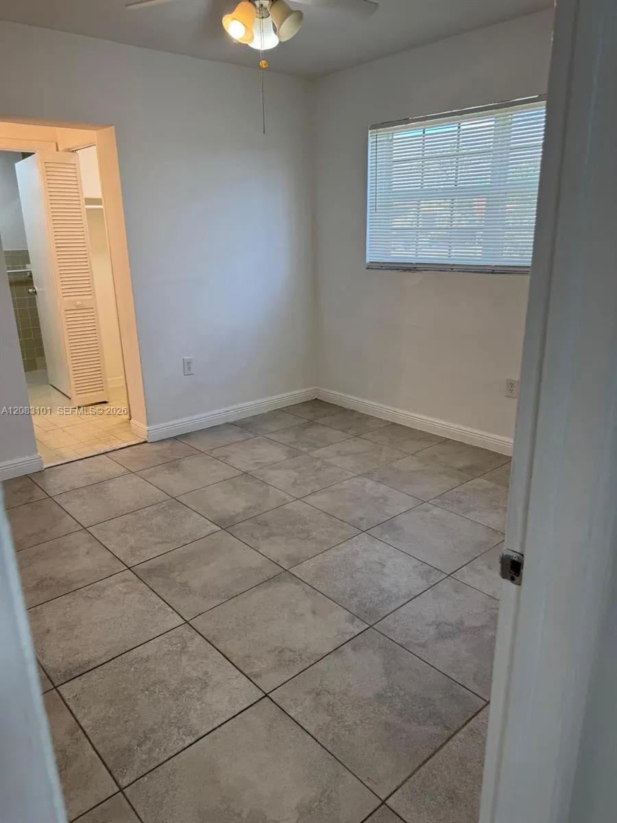 3650 SW 92nd Ave #1 Miami, FL 33165