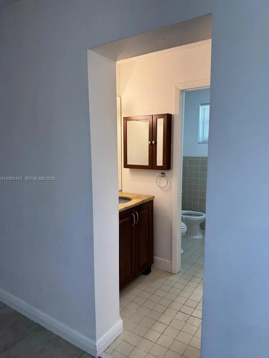 3650 SW 92nd Ave #1 Miami, FL 33165