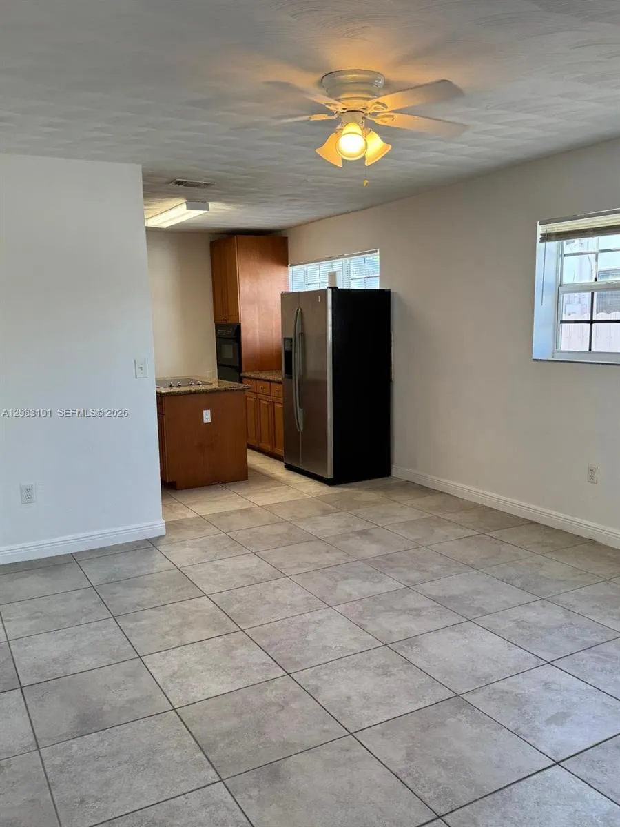 3650 SW 92nd Ave #1 Miami, FL 33165