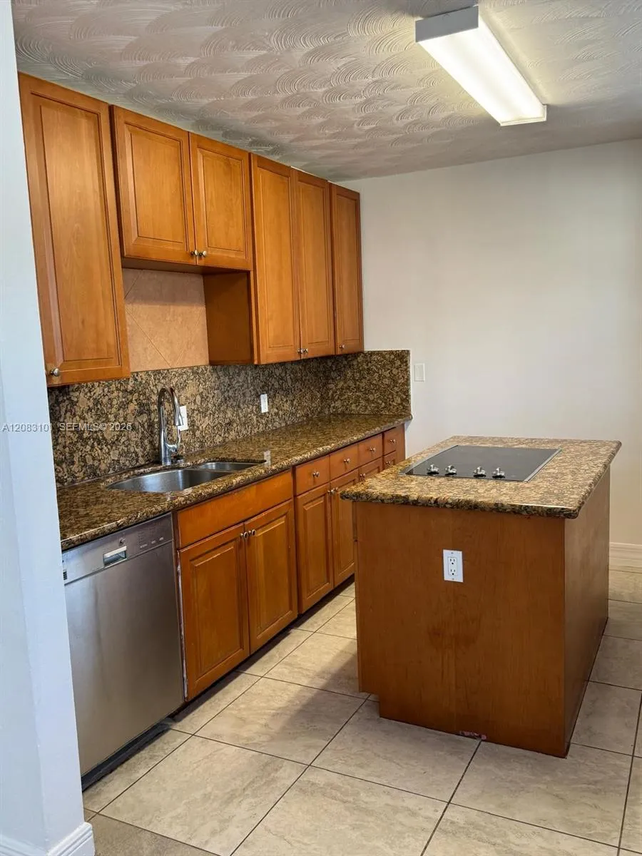3650 SW 92nd Ave #1 Miami, FL 33165