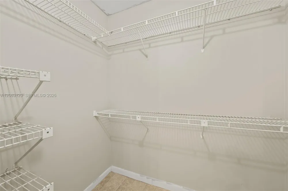 1076 Coral Club Dr #1076 Coral Springs, FL 33071