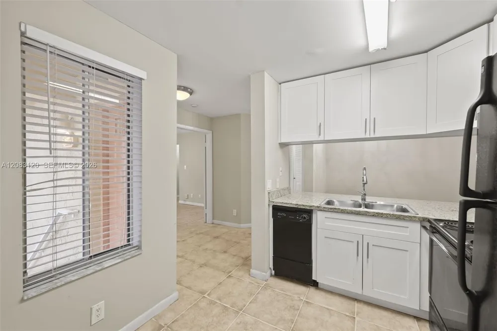 1076 Coral Club Dr #1076 Coral Springs, FL 33071