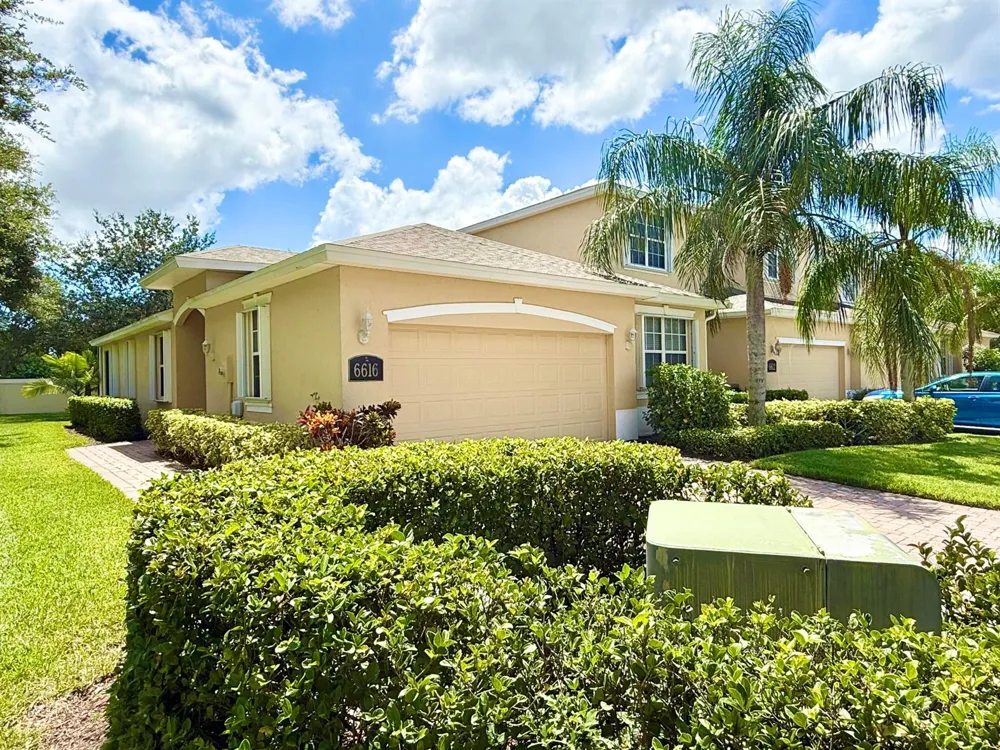 6616 Liberty Place Vero Beach, FL 32966