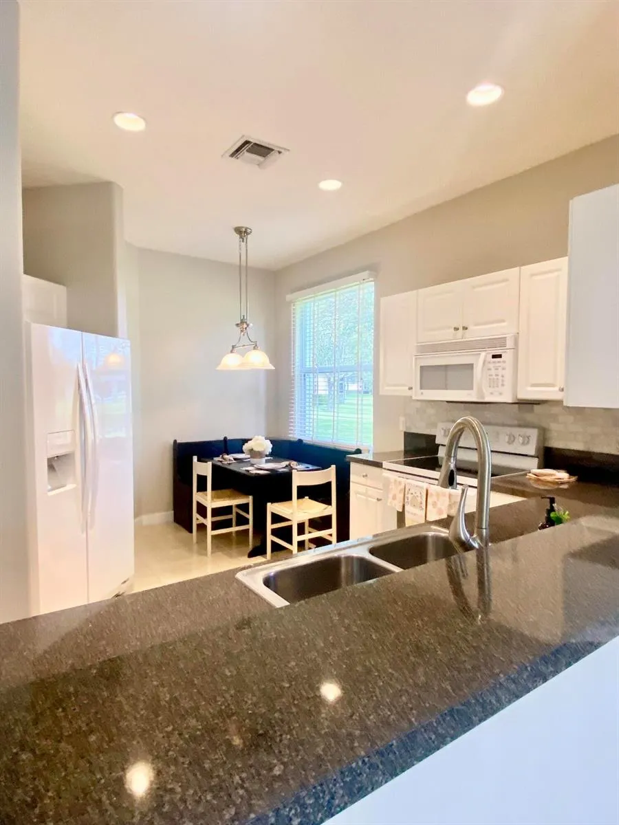 6616 Liberty Place Vero Beach, FL 32966