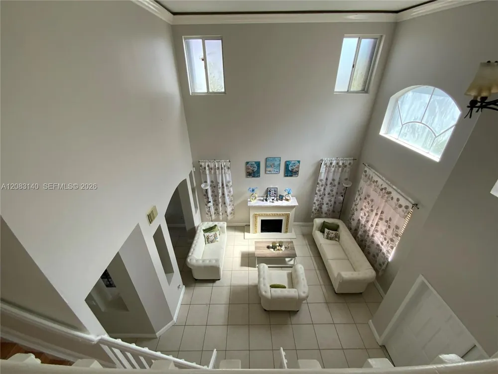 6528 SW 158th Pass Miami, FL 33193