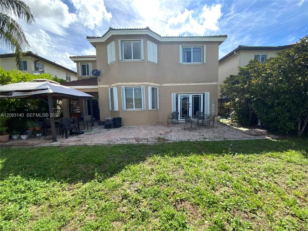 6528 SW 158th Pass Miami, FL 33193